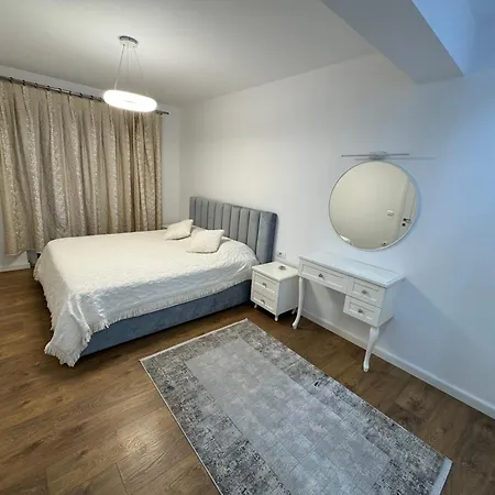 Jolie Center Apartment *